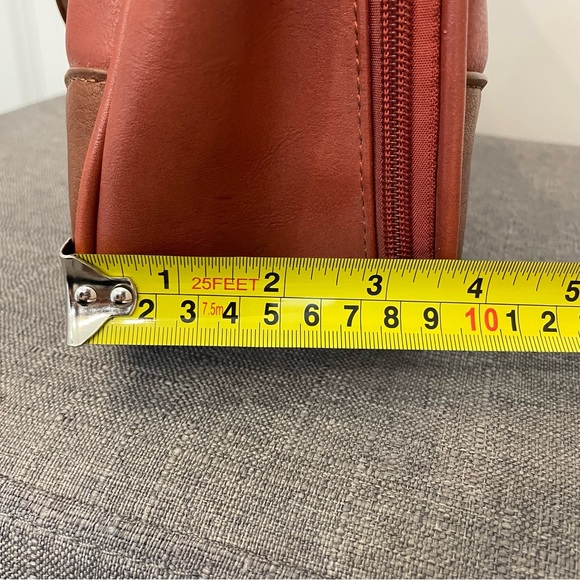 BULLDOG CASES Concealed Carry Hobo Shoulder Bag - Picture 15 of 15